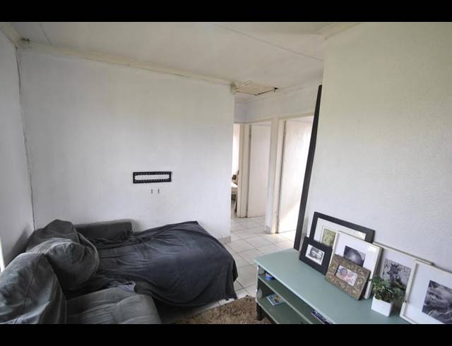 2 BEDROOM HOUSE FOR SALE IN DAWN PARK